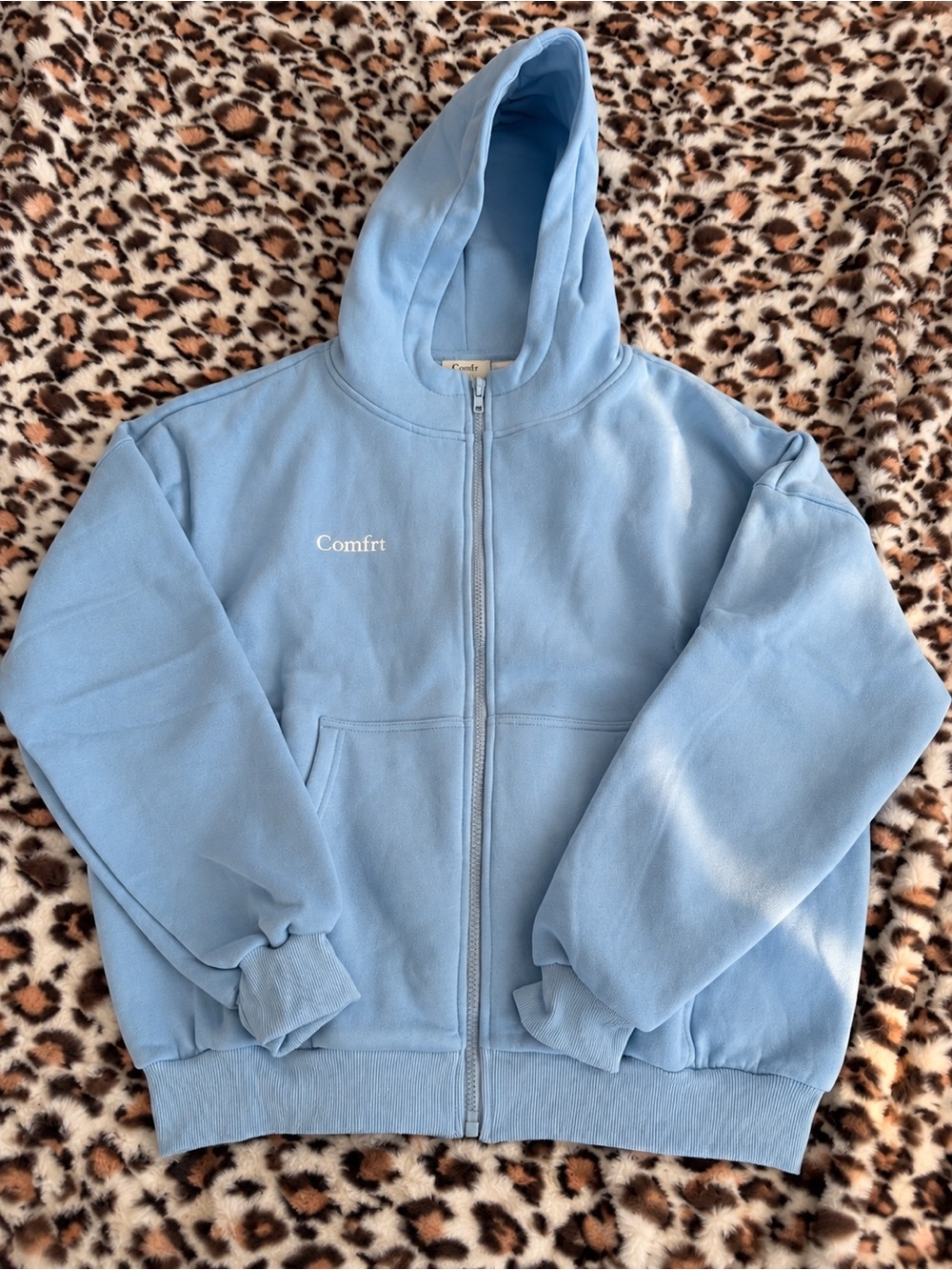 NEW Comfrt hoodie size XS